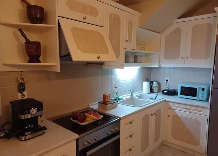 Rafaelhouse Apartament