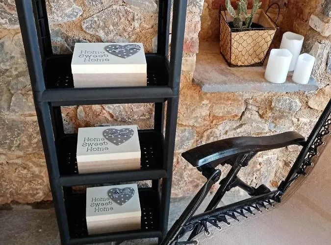 Rafaelhouse * Ханья