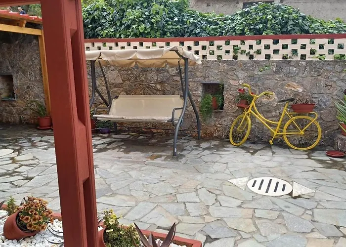 Rafaelhouse Апартаменты